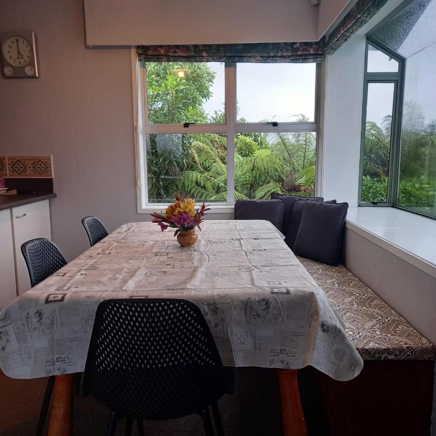 Lake Rotoiti Lakehouse Retreat โรโตรัว ภายนอก รูปภาพ
