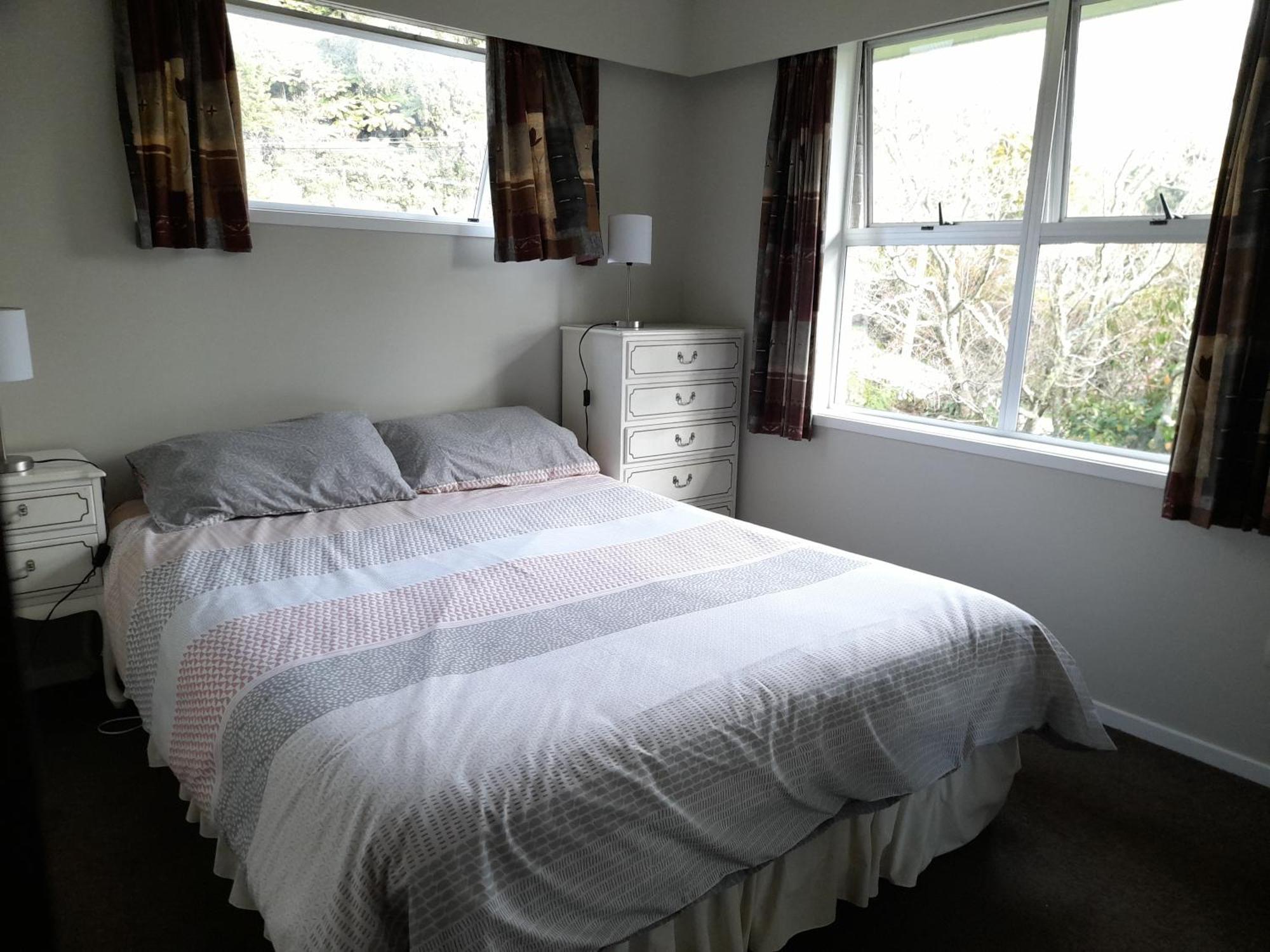 Lake Rotoiti Lakehouse Retreat โรโตรัว ภายนอก รูปภาพ